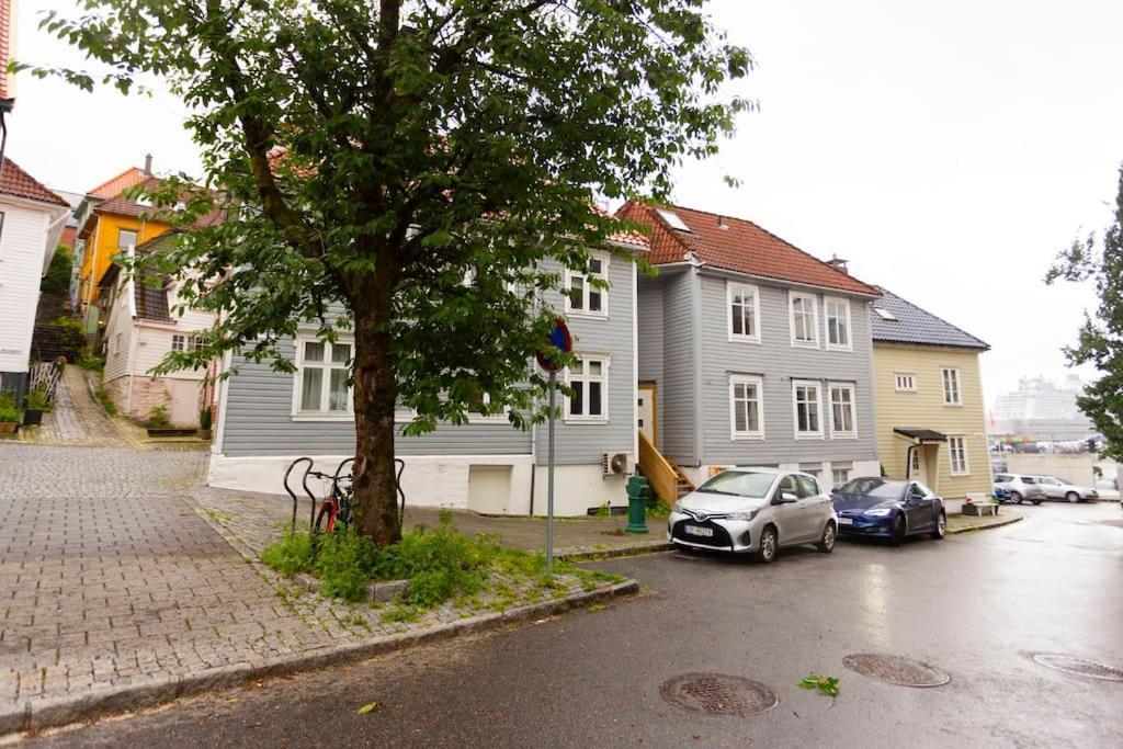 New! Modern Apartment In Historic Area Of Bergen! ภายนอก รูปภาพ